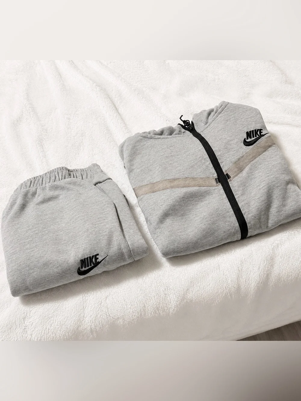 Nike Tech Full Zip Hoodie & Jogger Set Grey Kids Large (L)